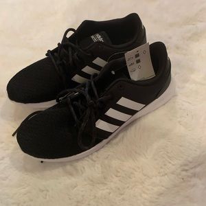 Cloud foam stripped Adidas running shoes